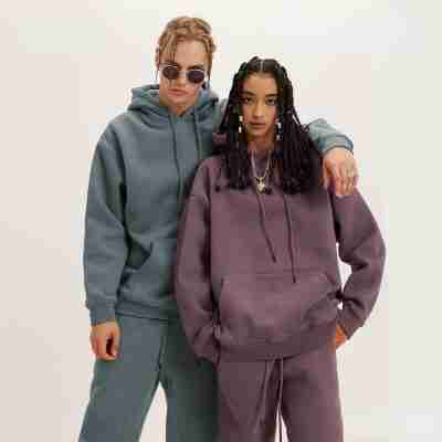 Solid color hoodie with velvet
