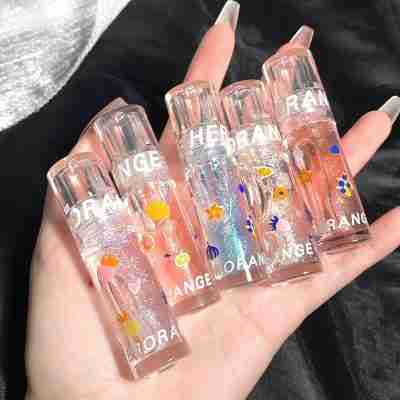 Water Light Mirror ลิปกลอสให้ความชุ่มชื้น