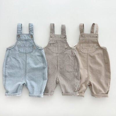 Children's overalls suit