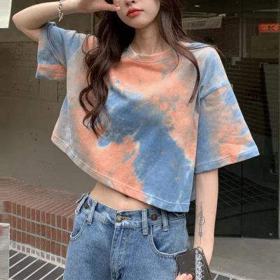 Short tie-dye T-shirt