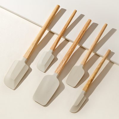 Wooden handle silicone soft scraper