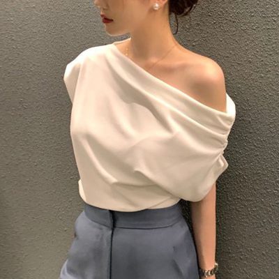 Irregular shoulder design short sleeve