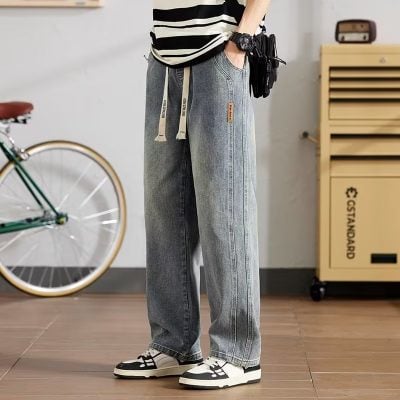 Thin straight jeans