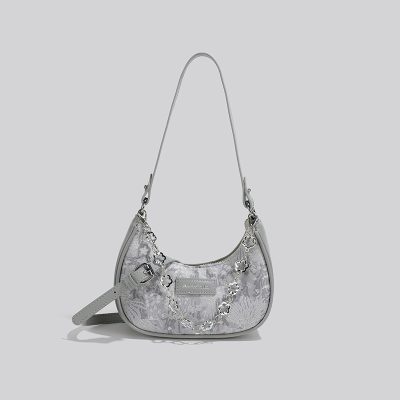 Flower chain crossbody bag