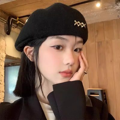 Black beret