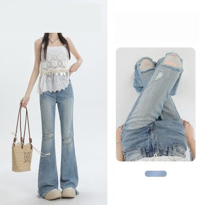 Ripped frayed hem Bell-bottom trousers jeans
