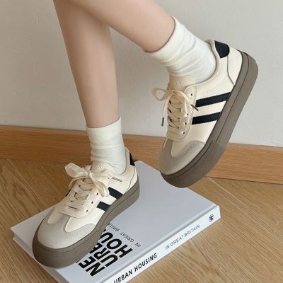 Platform sneakers