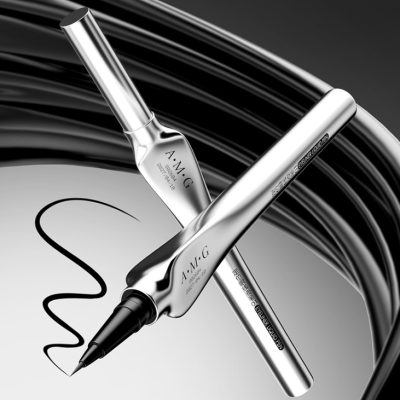 Easy positioning liquid eyeliner