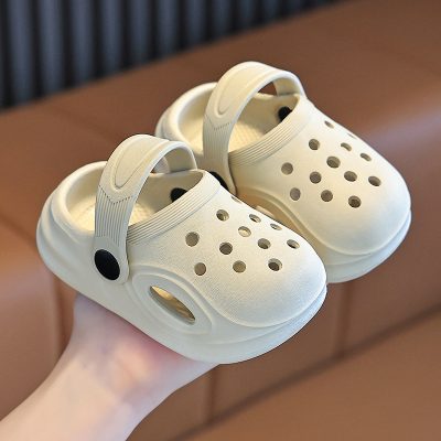 Non-slip children's hole shoes