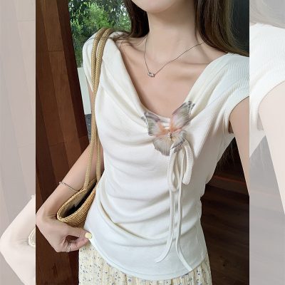 Three-dimensional butterfly irregular top