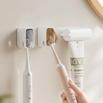 Dustproof toothbrush rack