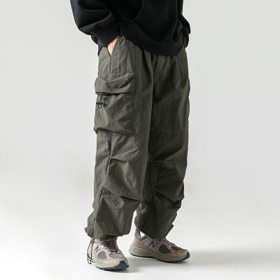 Paratrooper three-dimensional pocket overalls