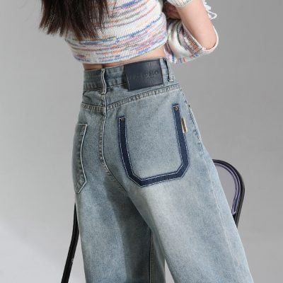 Pocket design jeans
