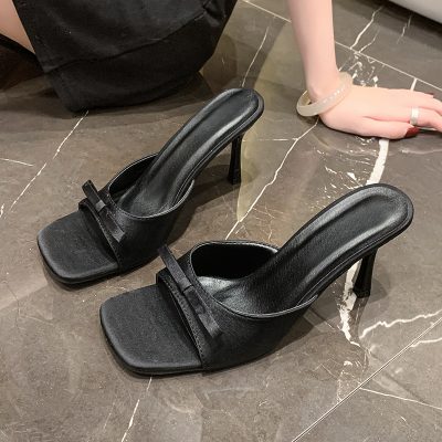 Square toe pure black textured high heels