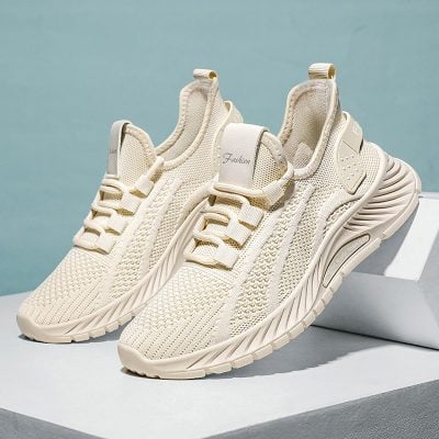 Fly woven mesh sport shoe