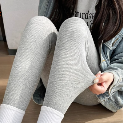 Thread velvet padded leggings